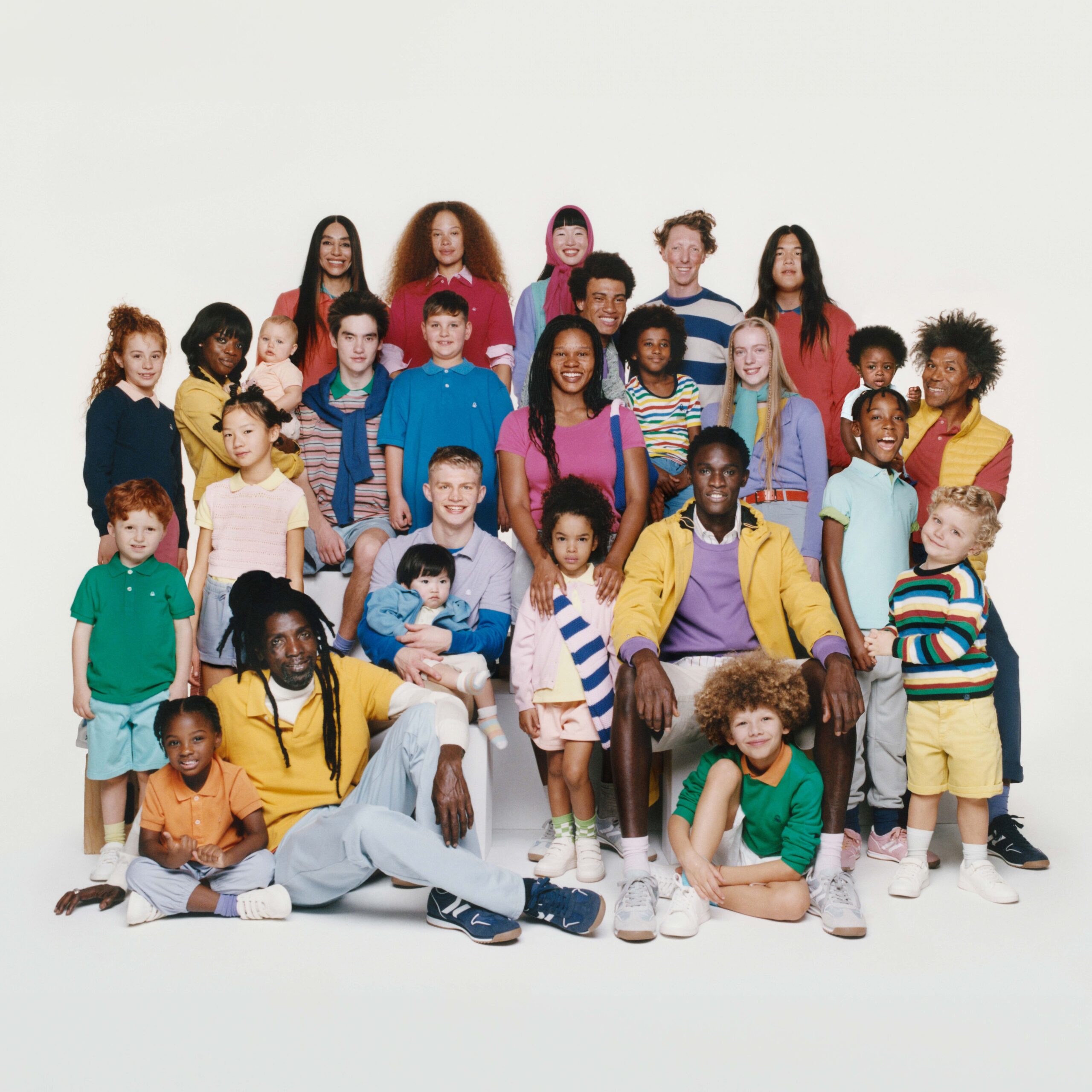 United Colors Of Benetton T-Shirt Uomo In Cotone Leggero – Regular Fit, Girocollo, Colore Classico