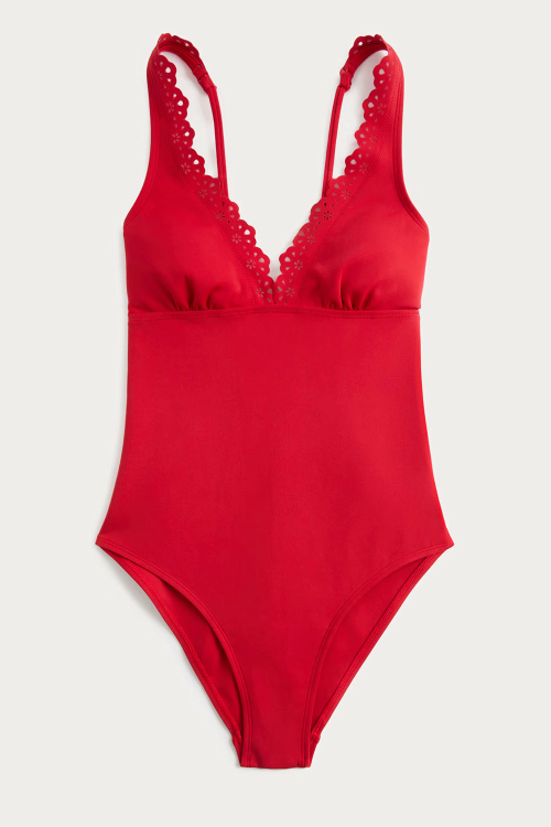 Summer Holiday Capsule Wardrobe | Oxford Street