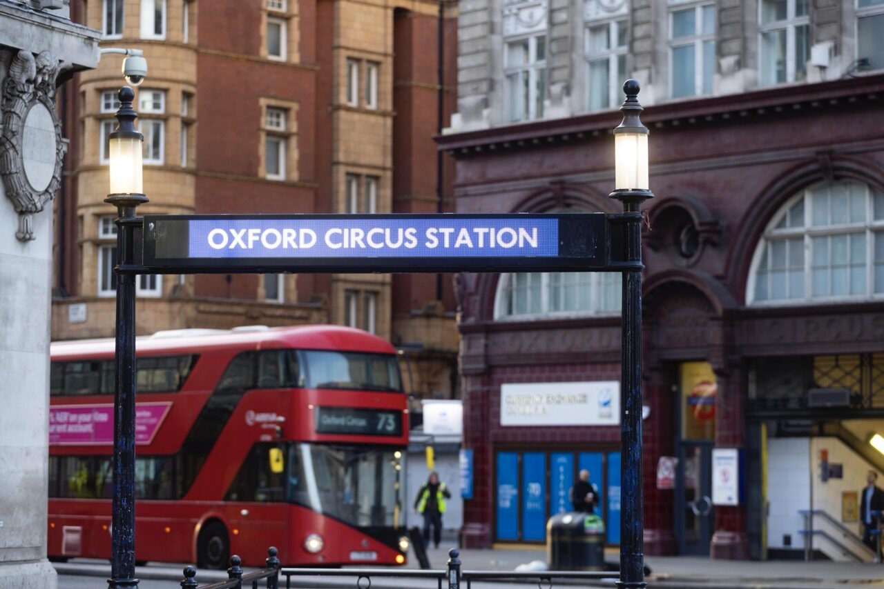 Services On Oxford Street | Oxford Street
