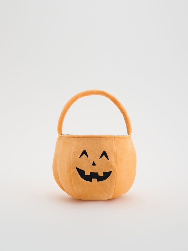 Halloween Costume | Oxford Street